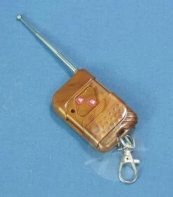 Wireless Launch Control System -Apogee Components Sale 7a83d5c0f3dcfa5efe08eb121fc79649.image .615x700