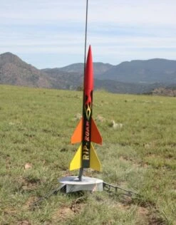 DYNASTAR Rip-Roar -Apogee Components Sale 89dda23d37dd81274ac3546b33b7db9d.image .548x700